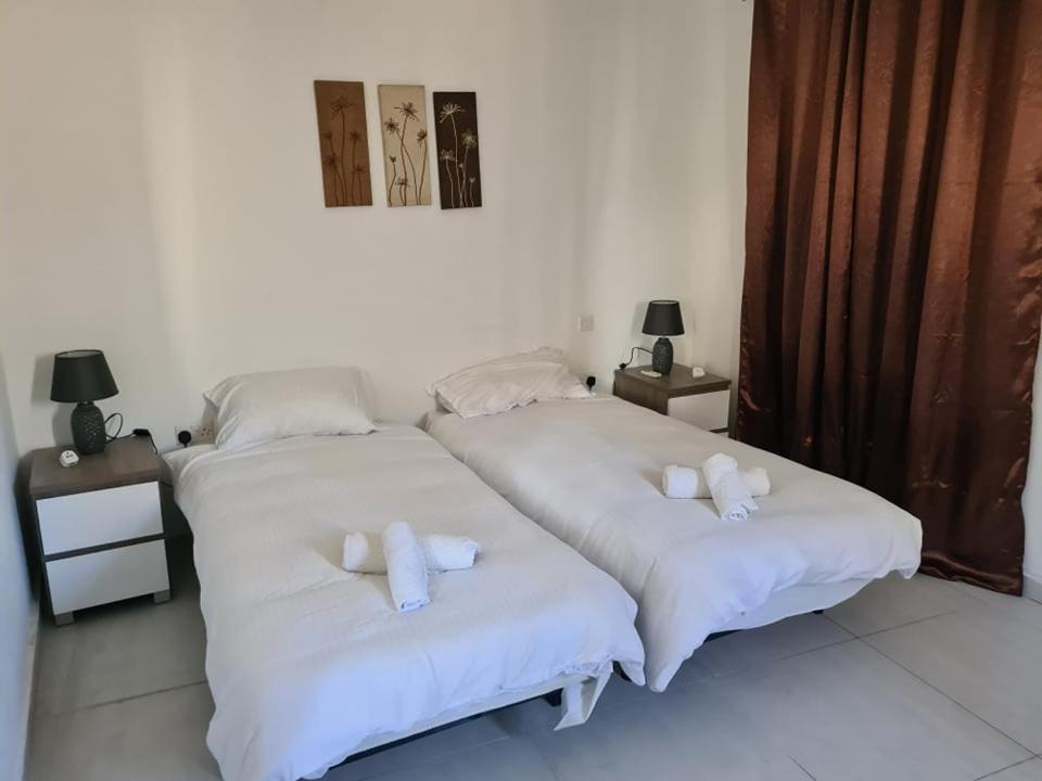 St Julians Central 2 Bedroom Apartment سانت جوليان المظهر الخارجي الصورة