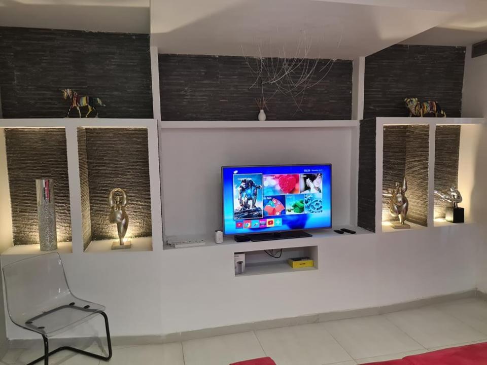 St Julians Central 2 Bedroom Apartment سانت جوليان المظهر الخارجي الصورة