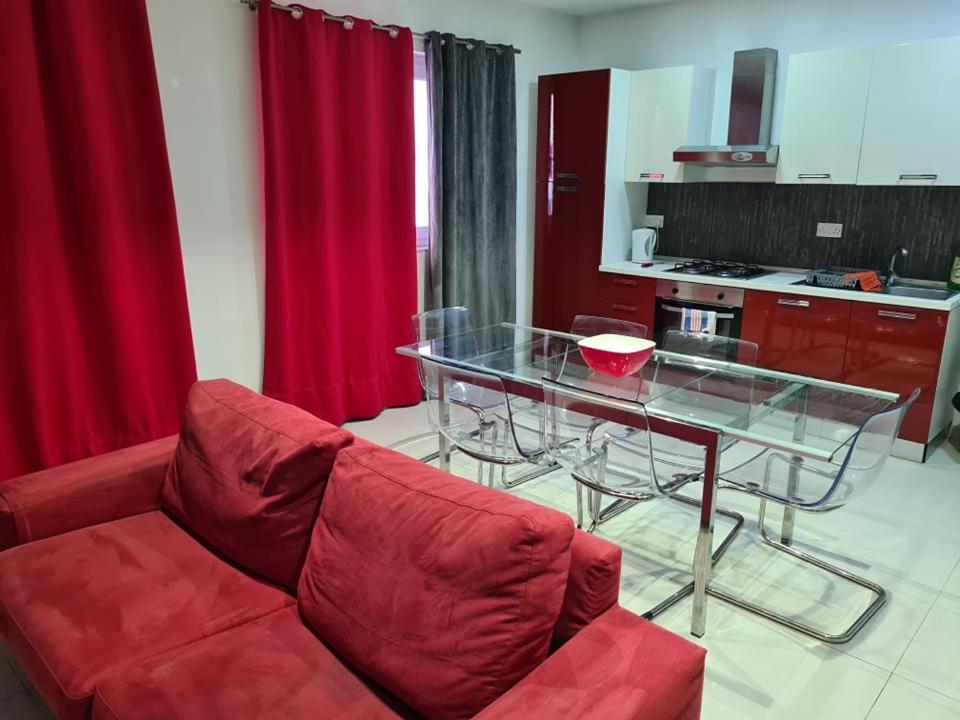 St Julians Central 2 Bedroom Apartment سانت جوليان المظهر الخارجي الصورة